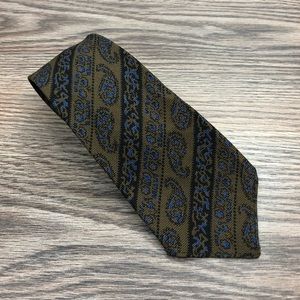 Saks Fifth Avenue Olive Paisley Stripe Wool Tie